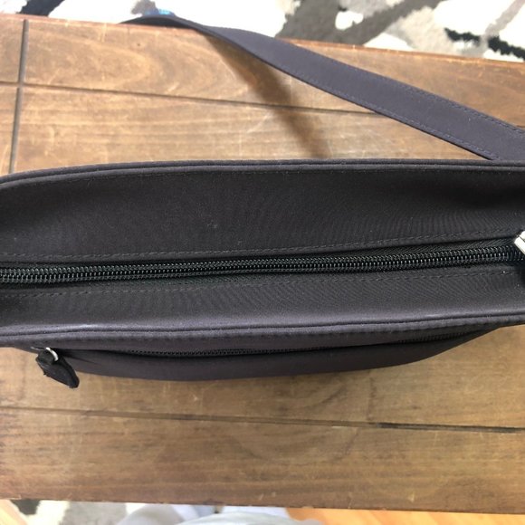 APOSTROPHE SHOULDER / CROSS BODY BAG - Picture 9 of 11